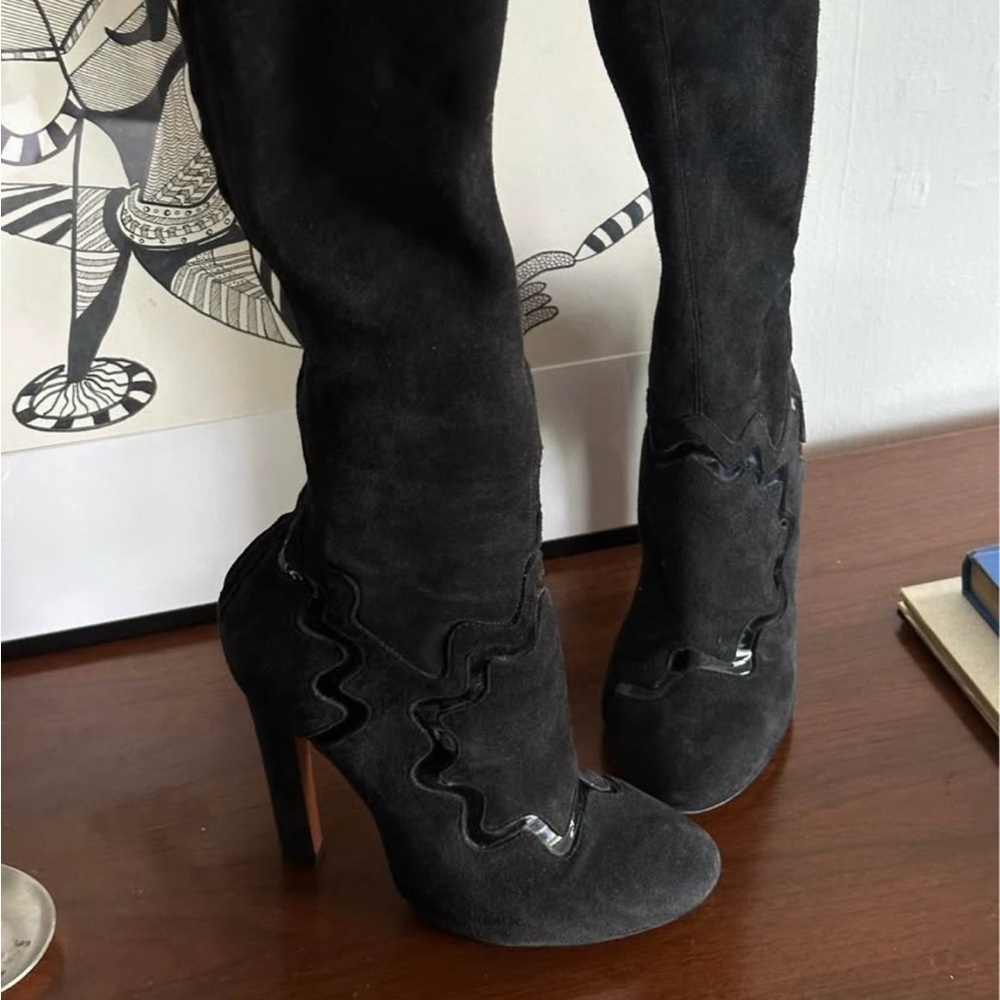 Alaïa knee boots